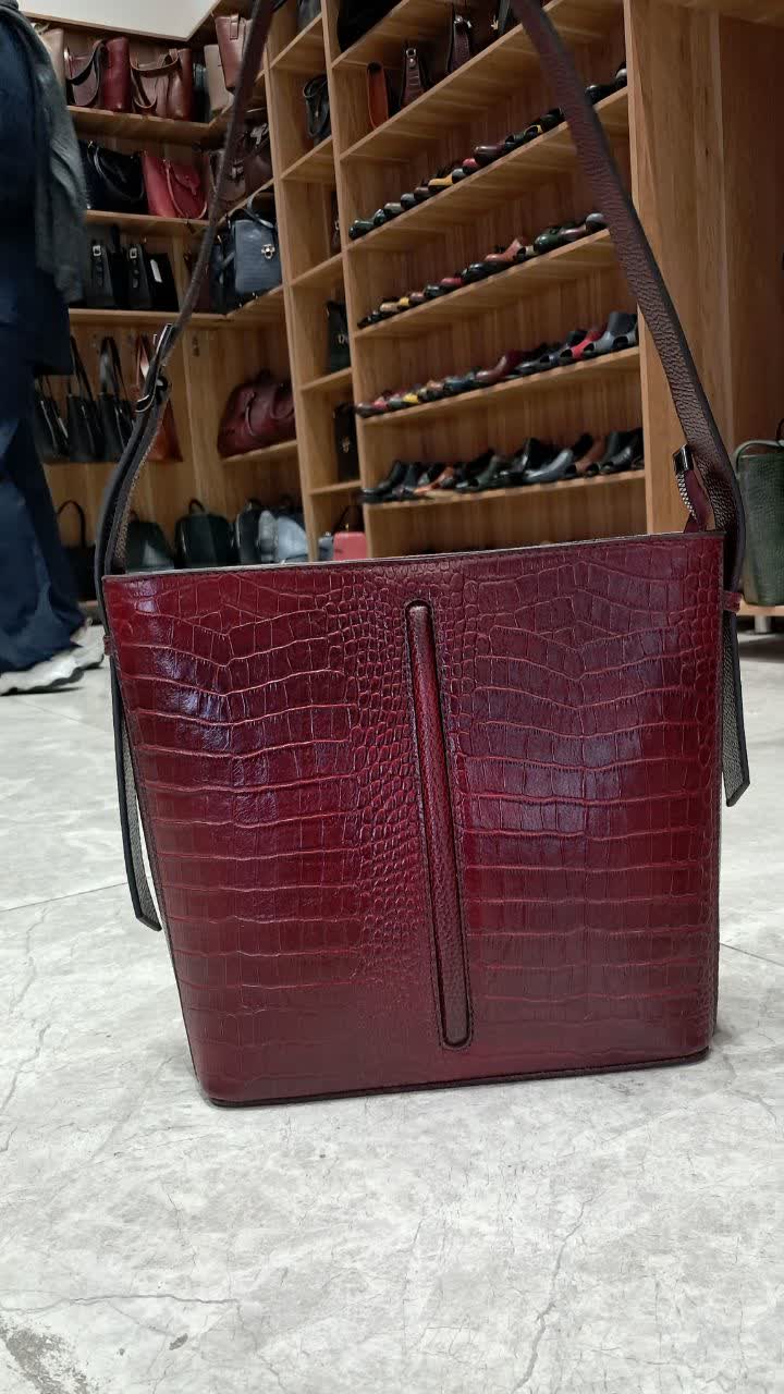 کیف چرم گاوی زنانه مدل آناهیتا